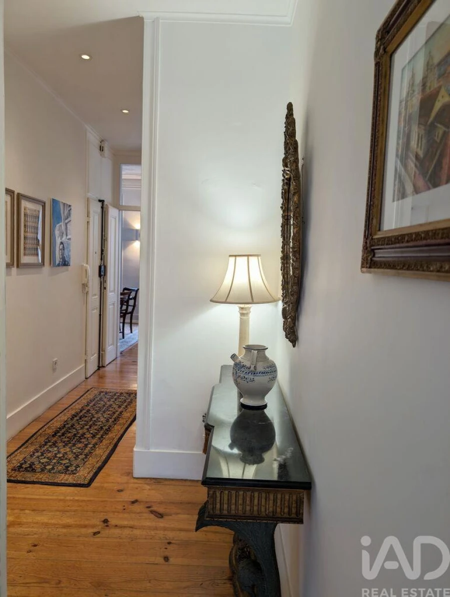 Apartamento T2 para Venda em Santo António Foto 20