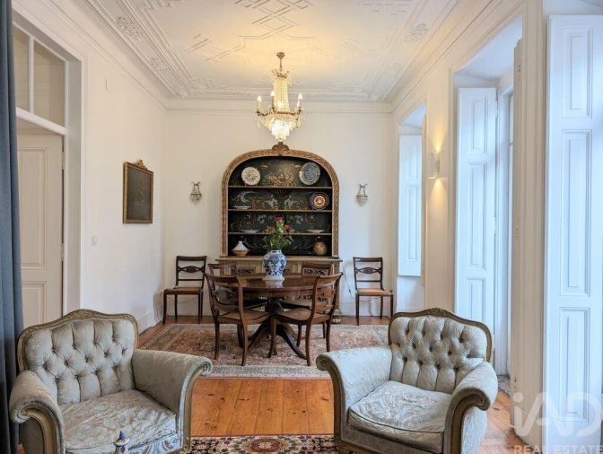 Apartamento T2 para Venda em Santo António Foto 4