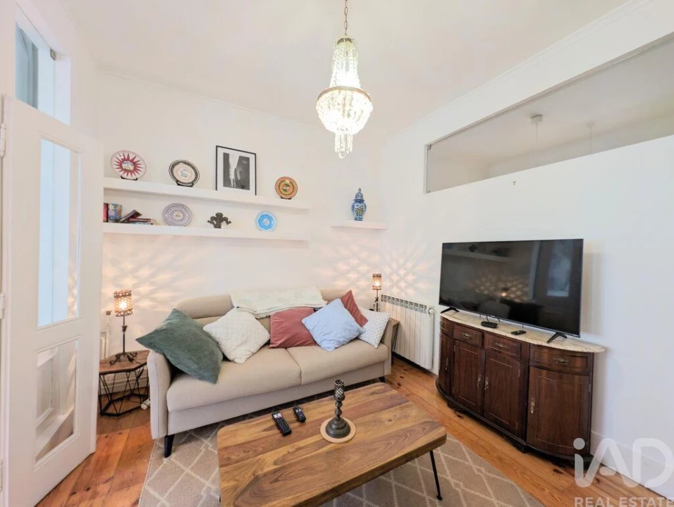 Apartamento T2 para Venda em Santo António Foto 8