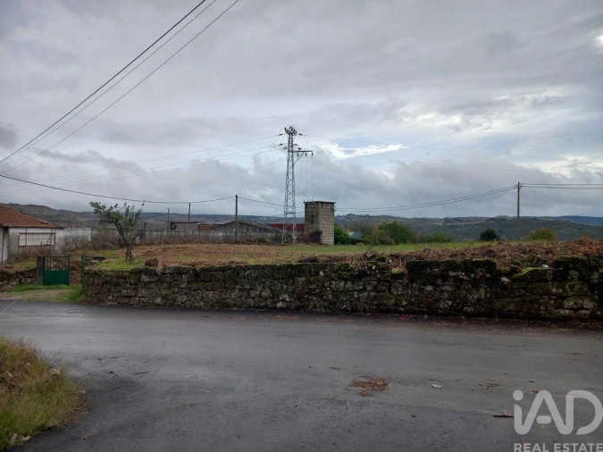 Terreno para Venda em Adoufe e Vilarinho de Samardã Foto 7