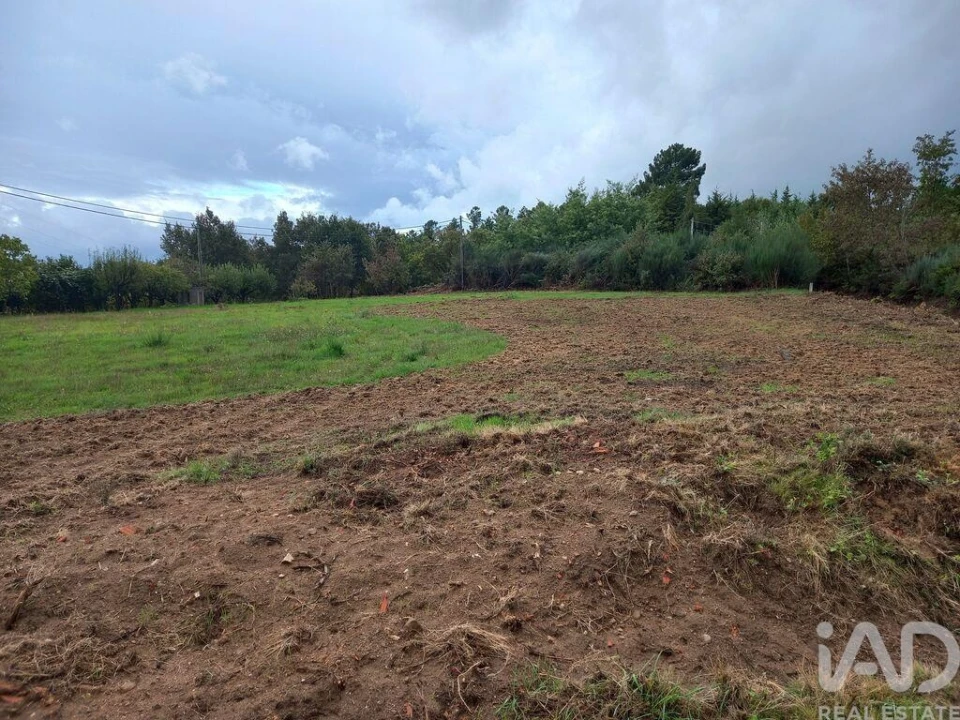 Terreno para Venda em Adoufe e Vilarinho de Samardã Foto 11