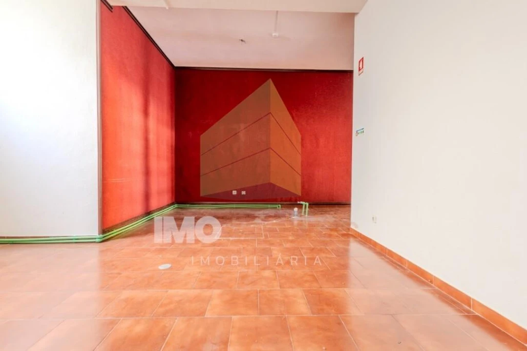 Loja para Venda em Alpiarça Foto 16