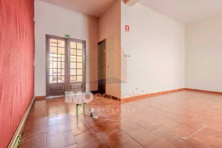 Loja para Venda em Alpiarça Foto 14
