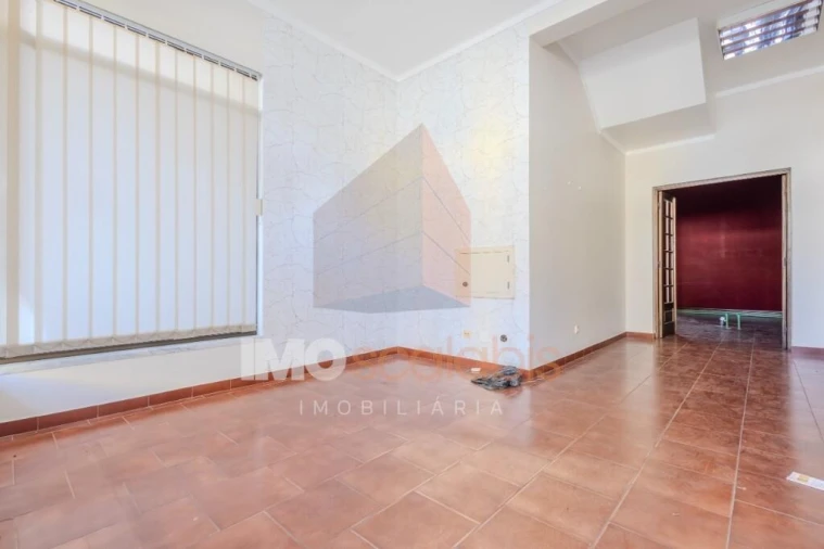 Loja para Venda em Alpiarça Foto 9