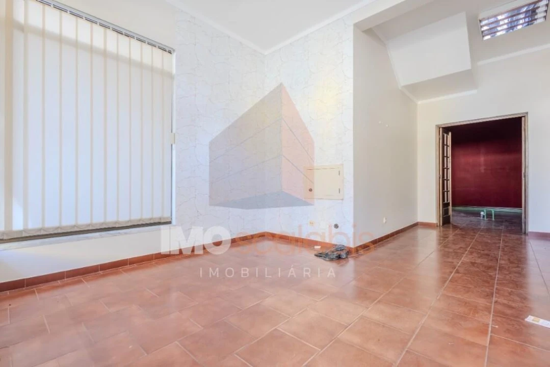 Loja para Venda em Alpiarça Foto 9