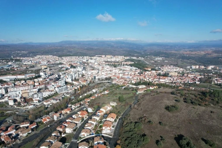 Terreno para Venda em Sé, Santa Maria e Meixedo Foto 15