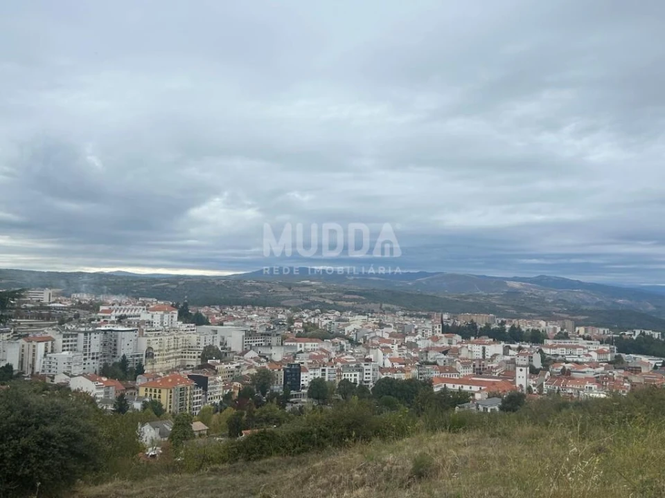 Terreno para Venda em Sé, Santa Maria e Meixedo Foto 5