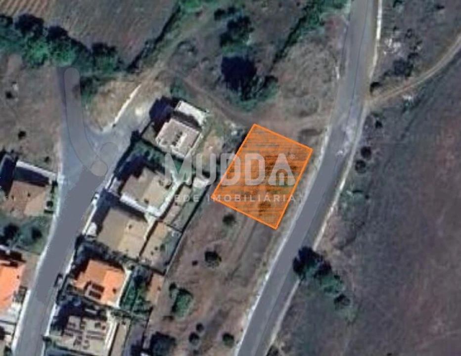 Terreno para Venda em Sé, Santa Maria e Meixedo Foto 1