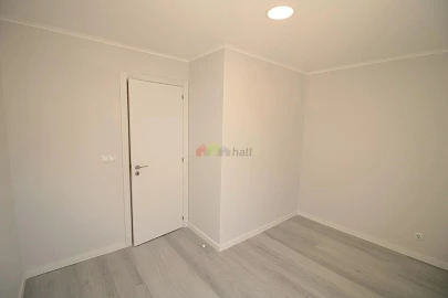 Apartamento T3 para Venda em Almada, Cova da Piedade, Pragal e Cacilhas