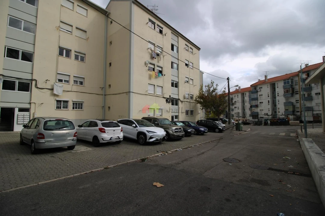 Apartamento T3 para Venda em Almada, Cova da Piedade, Pragal e Cacilhas Foto 21