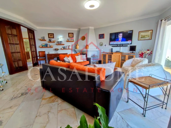 Moradia T4 para Venda em Lagoa e Carvoeiro Foto 1