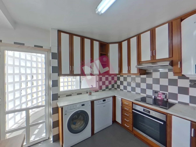 Apartamento T3 para Arrendamento em Lumiar Foto 4