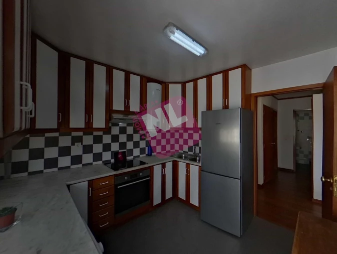 Apartamento T3 para Arrendamento em Lumiar Foto 7