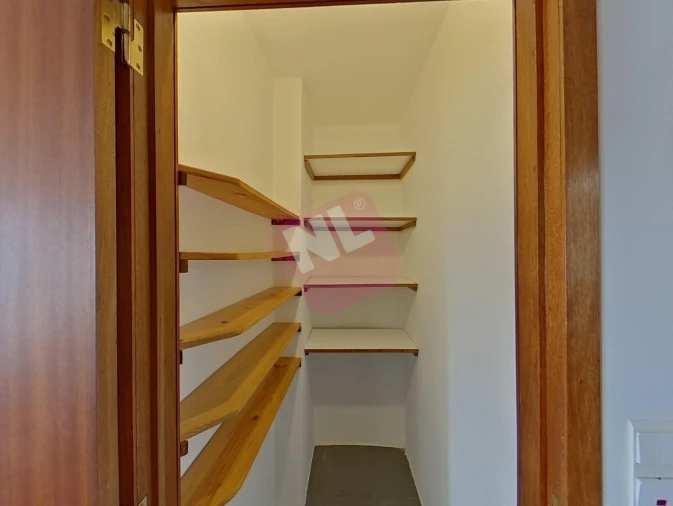 Apartamento T3 para Arrendamento em Lumiar Foto 9