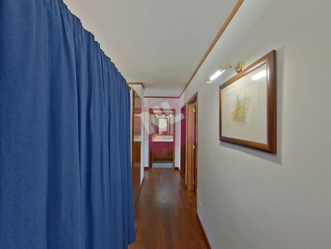 Apartamento T3 para Arrendamento em Lumiar Foto 15