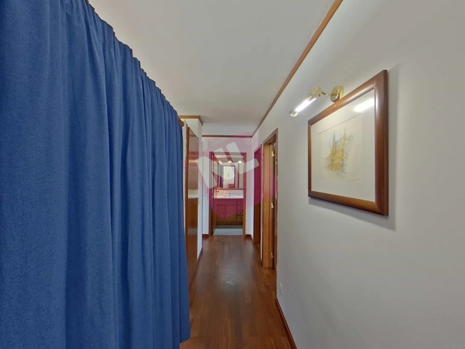 Apartamento T3 para Arrendamento em Lumiar Foto 15