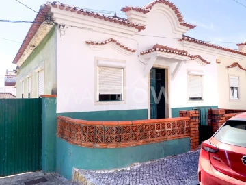 Moradia T3 para Venda em Alcanena e Vila Moreira
