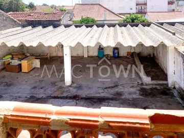 Moradia T3 para Venda em Alcanena e Vila Moreira