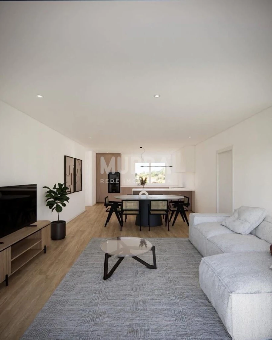 Apartamento T2 para Venda em Sé, Santa Maria e Meixedo Foto 7