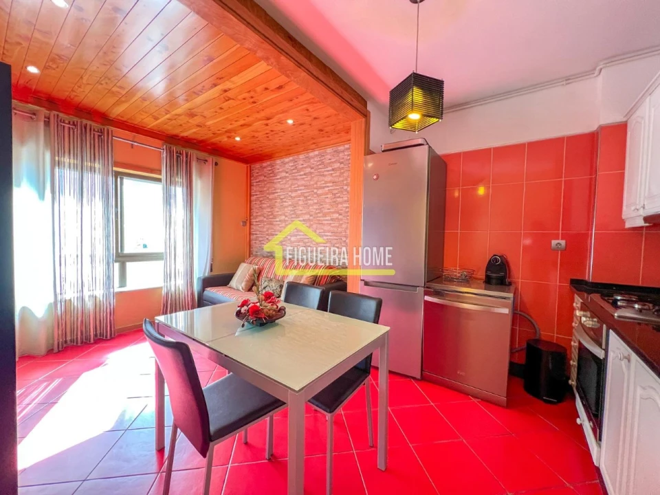 Apartamento T1 para Venda em Buarcos Foto 8