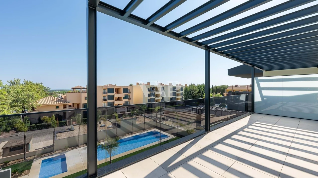 Apartamento T2 para Venda em Quarteira Foto 9