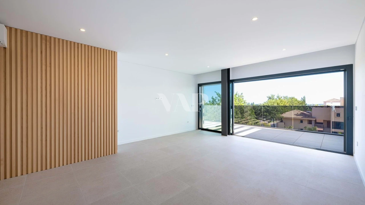 Apartamento T2 para Venda em Quarteira Foto 7