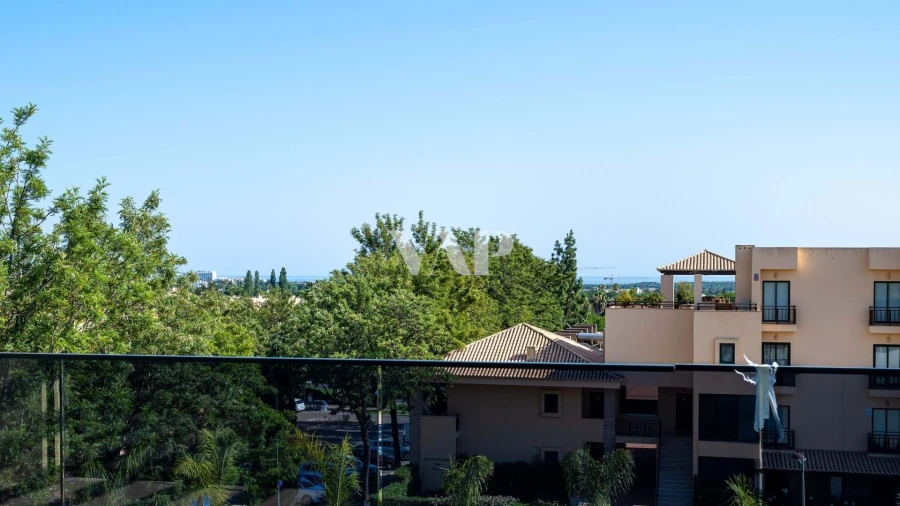 Apartamento T2 para Venda em Quarteira Foto 23