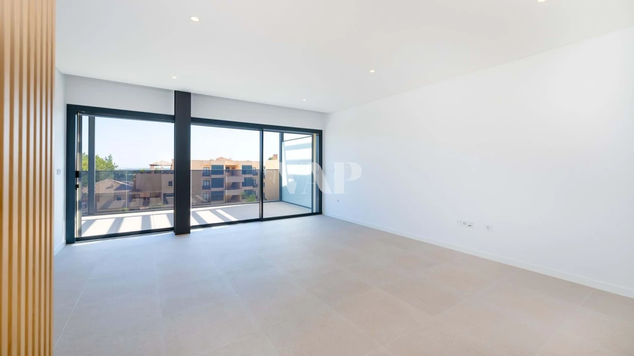 Apartamento T2 para Venda em Quarteira Foto 2