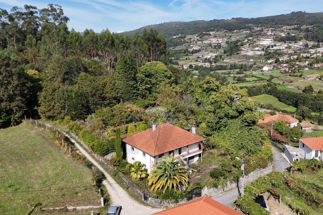 Moradia T3 para Venda em Bico e Cristelo Foto 4