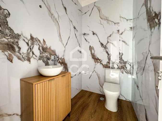 Apartamento T3 para Venda em Faíl e Vila Chã de Sá Foto 6