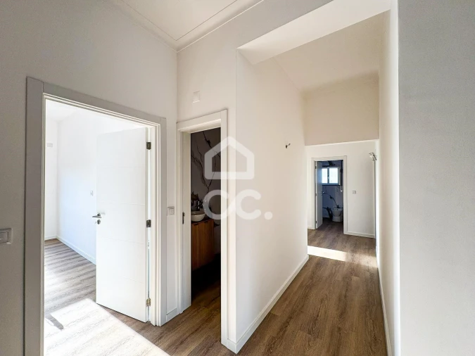 Apartamento T3 para Venda em Faíl e Vila Chã de Sá Foto 5