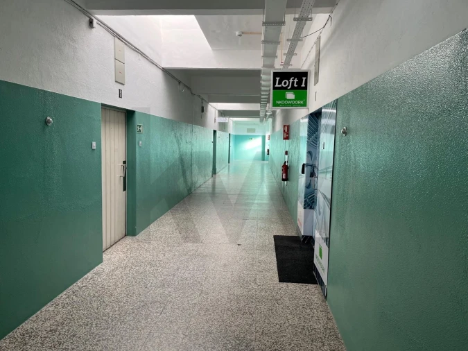 Armazém para Venda em Marvila