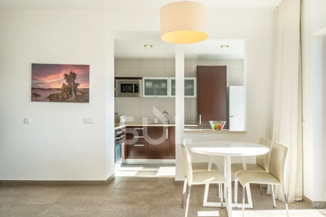 Apartamento T1 para Venda em Mexilhoeira Grande Foto 8