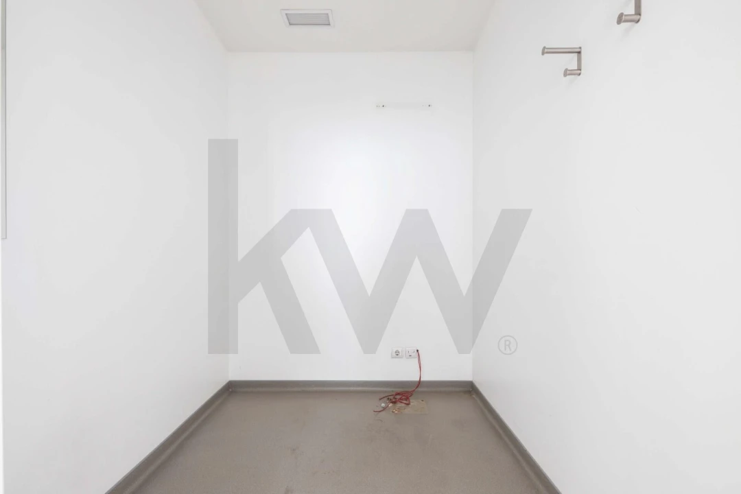 Loja para Venda em Areeiro Foto 11