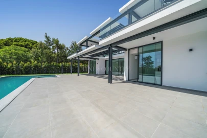 Moradia T4 para Venda em Albufeira e Olhos de Água