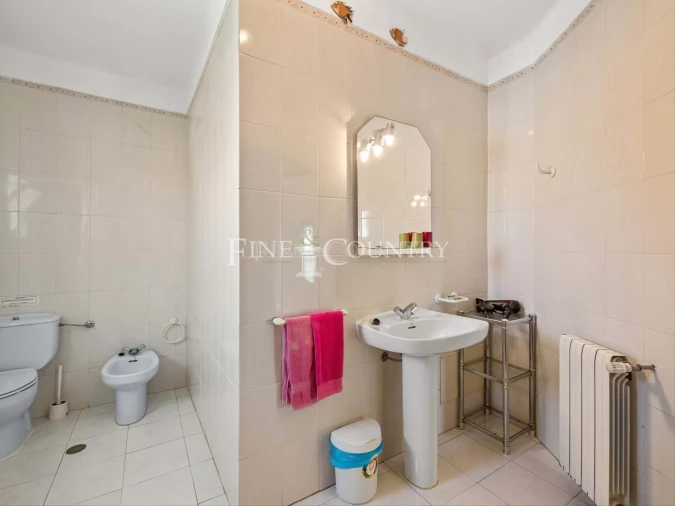 Moradia T4 para Venda em Lagoa e Carvoeiro Foto 13