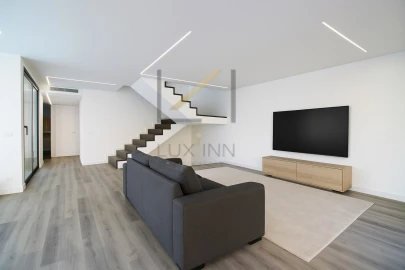 Moradia T3 para Venda em Carcavelos e Parede