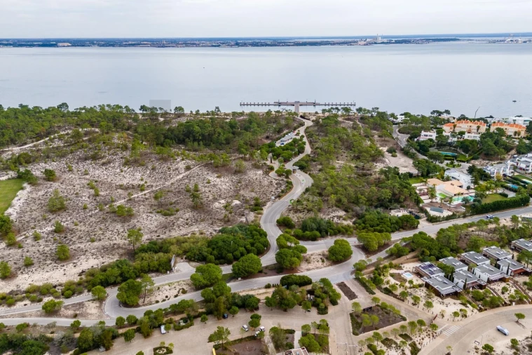 Moradia T3 para Venda em Carvalhal Foto 124