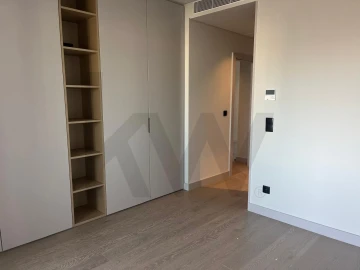 Apartamento T3 para Venda em Carnaxide e Queijas