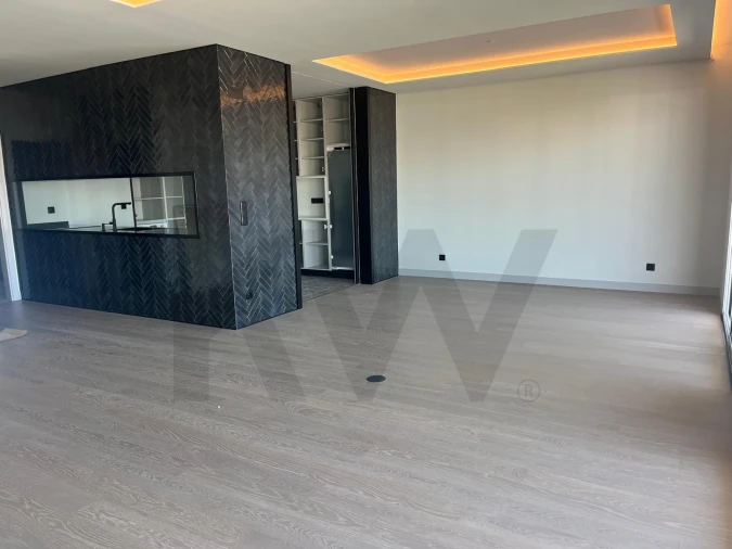 Apartamento T3 para Venda em Carnaxide e Queijas Foto 2