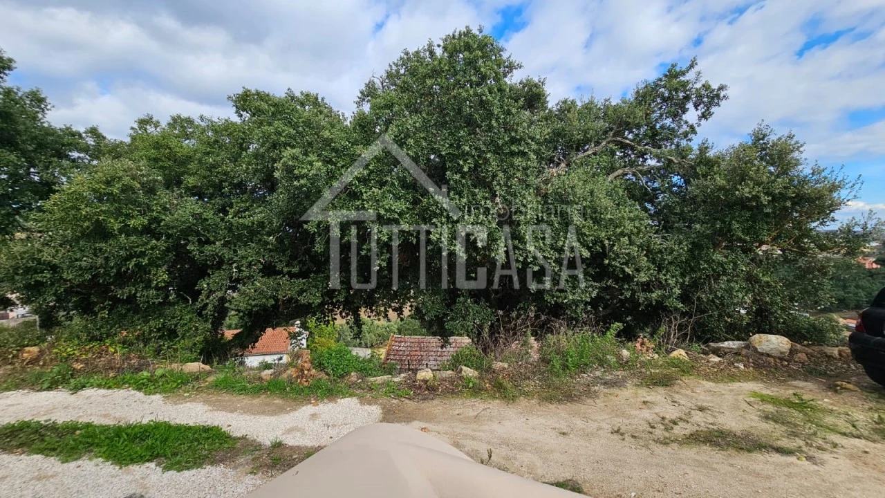 Moradia T2 para Venda em Venda do Pinheiro e Santo Estêvão das Galés Foto 35