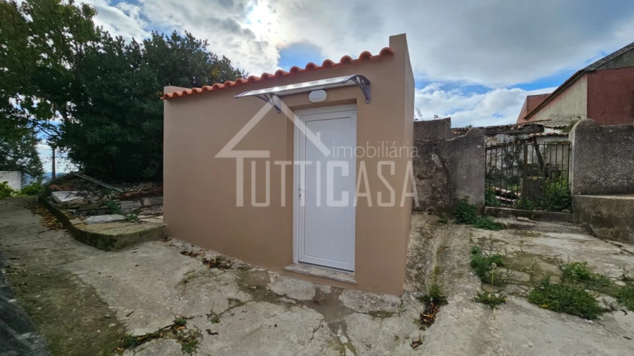 Moradia T2 para Venda em Venda do Pinheiro e Santo Estêvão das Galés Foto 28