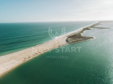 Moradia T3 para Venda em Moncarapacho e Fuseta
