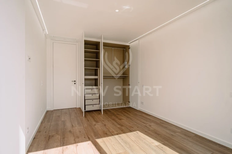 Moradia T3 para Venda em Moncarapacho e Fuseta Foto 10