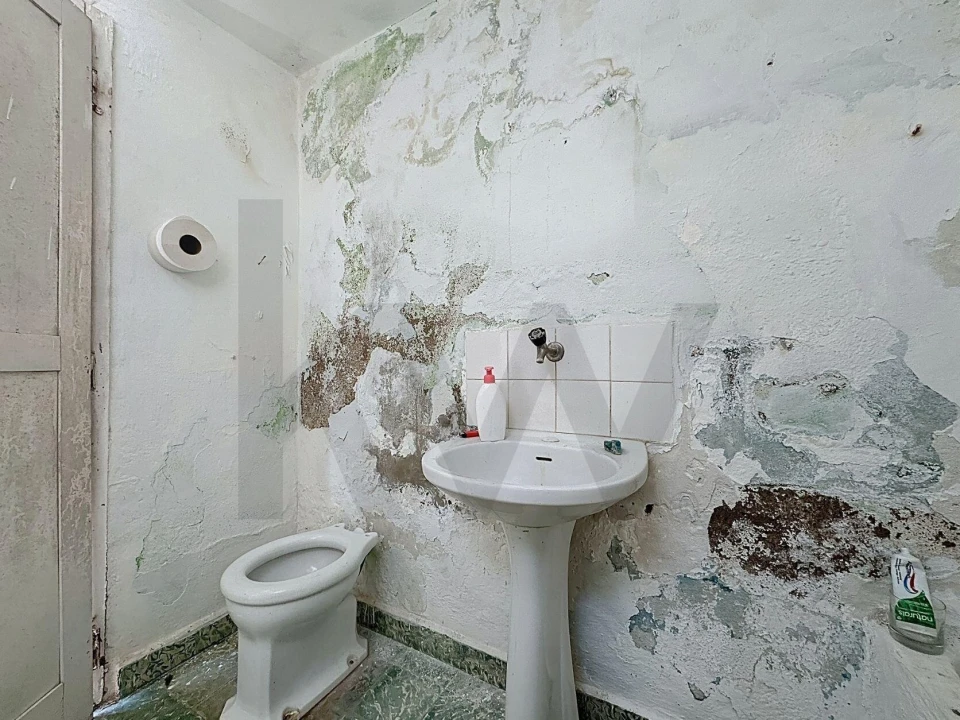 Moradia T4 para Venda em Cuba Foto 32