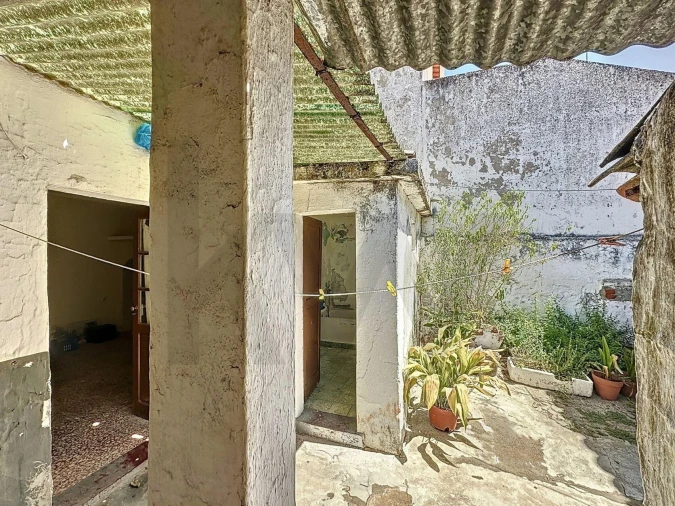 Moradia T4 para Venda em Cuba Foto 29