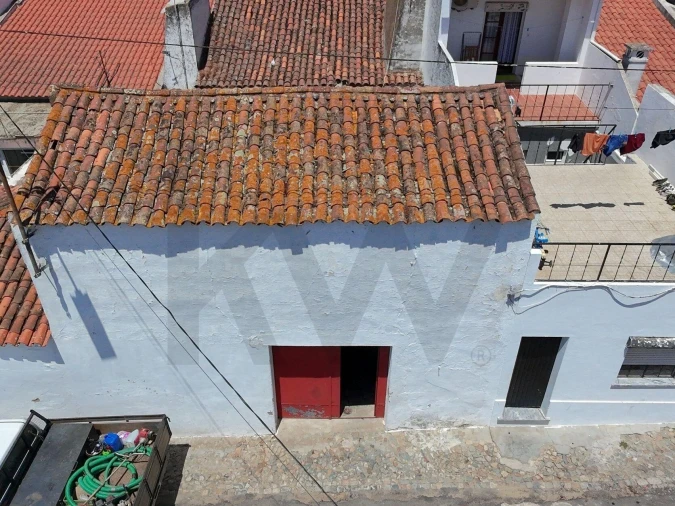 Moradia T4 para Venda em Cuba Foto 49