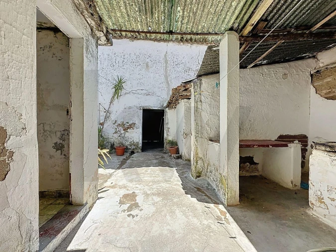 Moradia T4 para Venda em Cuba Foto 35