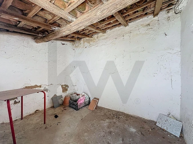 Moradia T4 para Venda em Cuba Foto 39