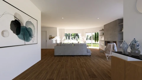 Moradia T4 para Venda em Quarteira